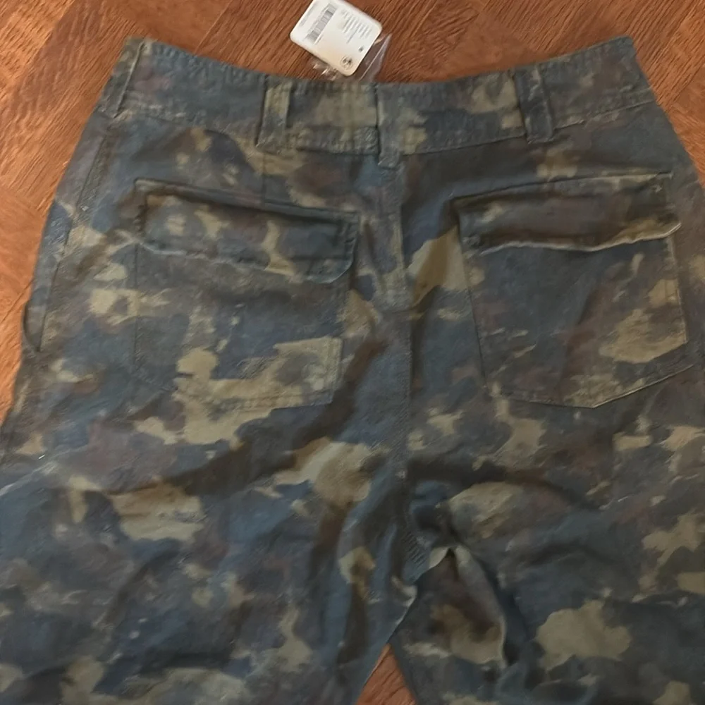 NWT free people camo relaxed chino pants - Picture 6 of 8